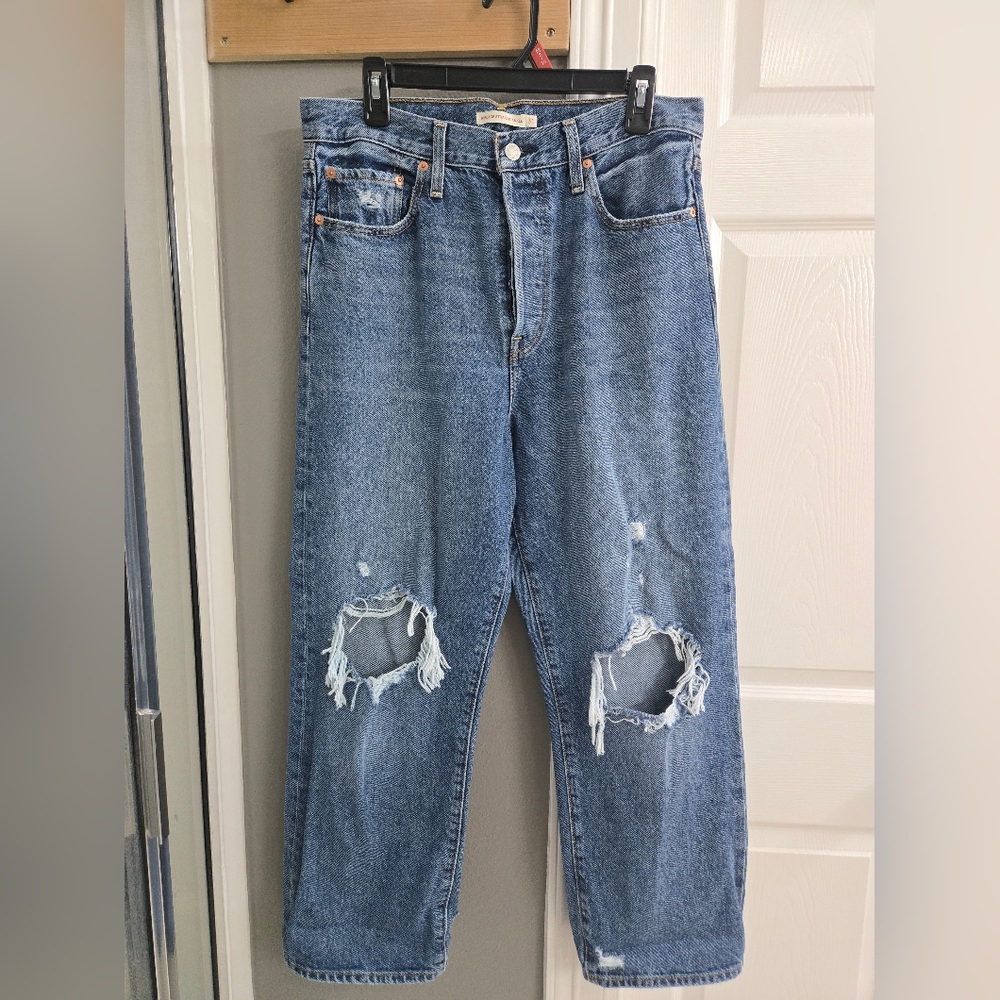 Levi Sz 31 Ribcage Straight Ankle Jeans